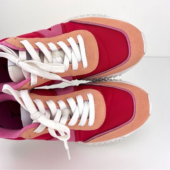 Lacoste Women's L-Spin Deluxe Leather Sneakers - Picture 10 of 13